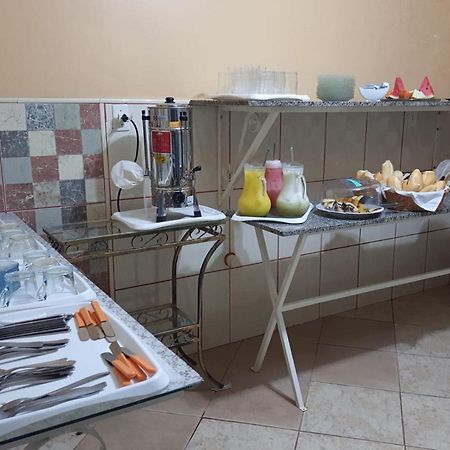 Pousada Alto Riviera Macae Bagian luar foto